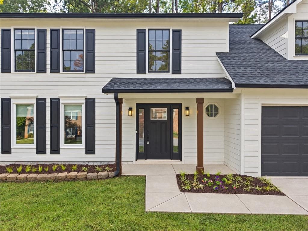 4 bedroom, 3 bathroom, 2,120 sq ft single family residence for sale at 1738 Wedgewood Drive, Stone Mountain, GA 30088 — photo 4