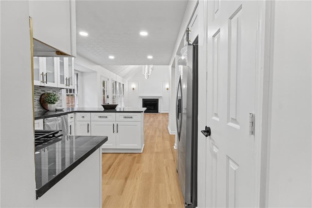 4 bedroom, 3 bathroom, 2,120 sq ft single family residence for sale at 1738 Wedgewood Drive, Stone Mountain, GA 30088 — photo 10