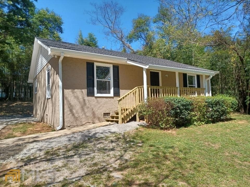 2 bedroom, 1 bathroom, 980 sq ft single family residence for sale at 649 Moody Street, Griffin, GA 30223 — photo 2