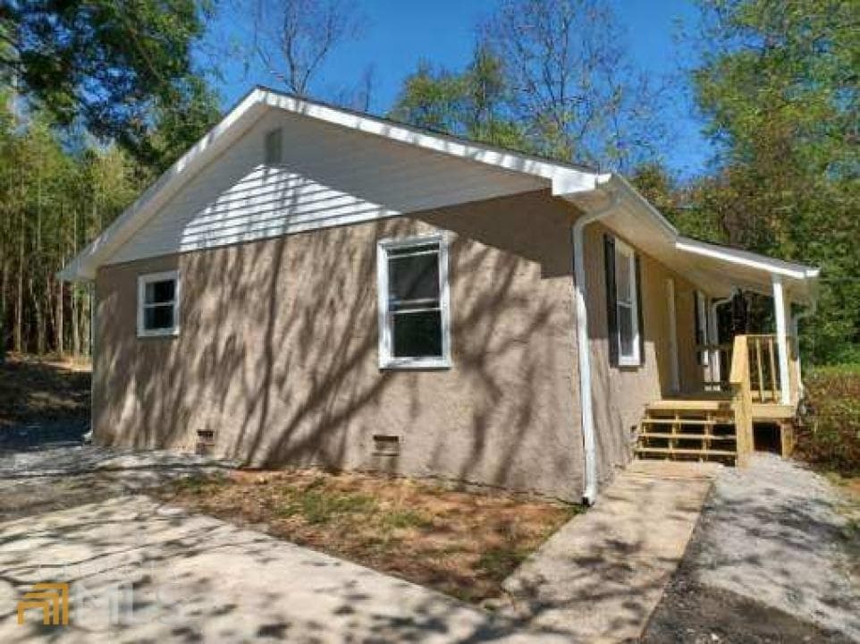 2 bedroom, 1 bathroom, 980 sq ft single family residence for sale at 649 Moody Street, Griffin, GA 30223 — photo 3