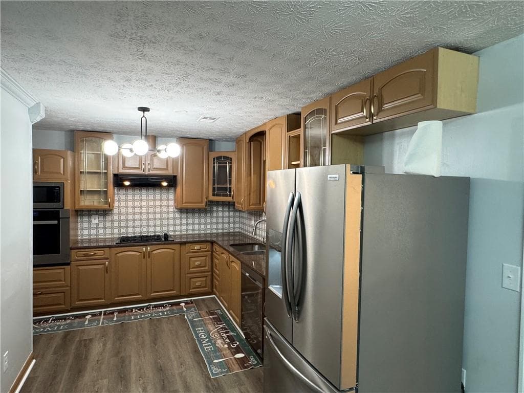 4 bedroom, 2 bathroom, 2,047 sq ft single family residence for sale at 1112 Reynolds Court, Morrow, GA 30260 — photo 7