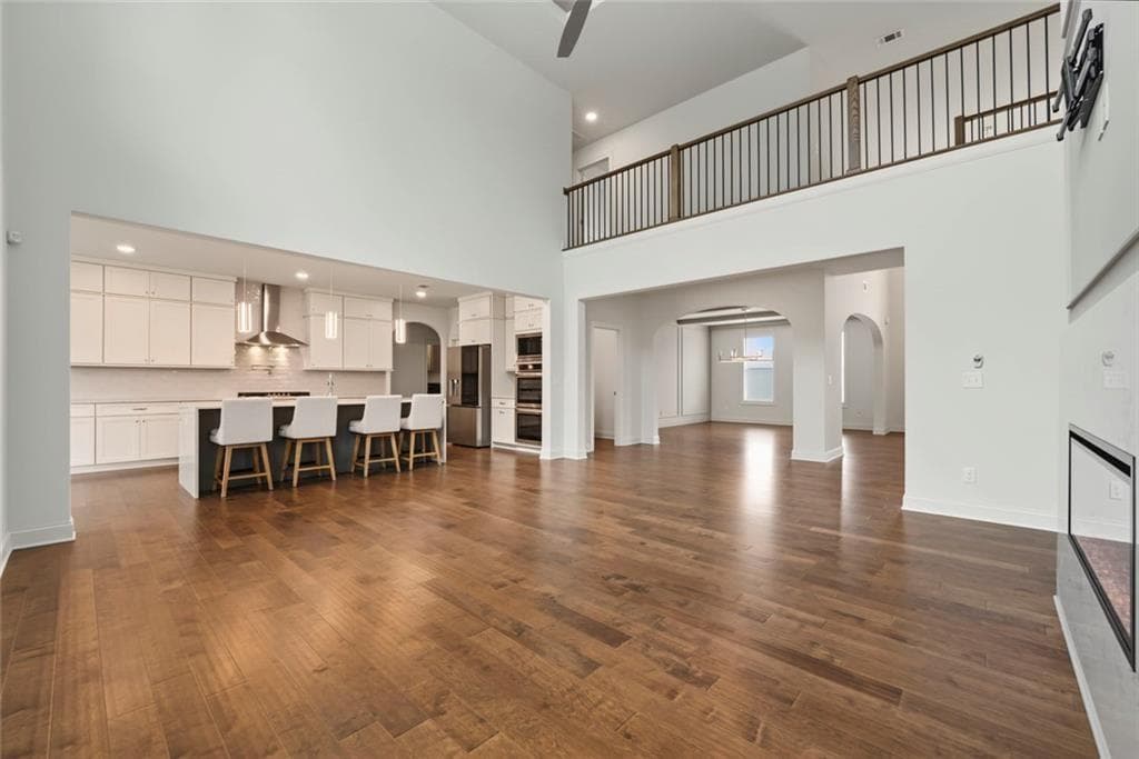 7 bedroom, 5 bathroom, 4,457 sq ft single family residence for sale at 2961 SW Waterford Drive, Conyers, GA 30094 — photo 4