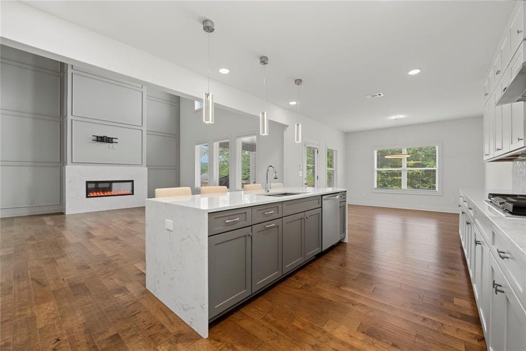 7 bedroom, 5 bathroom, 4,457 sq ft single family residence for sale at 2961 SW Waterford Drive, Conyers, GA 30094 — photo 6