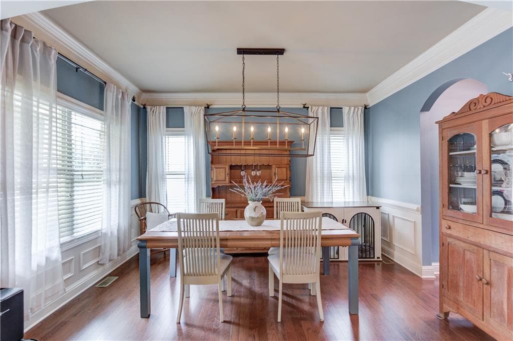 4 bedroom, 3 bathroom, 3,259 sq ft single family residence for sale at 3798 Saddlemaker Drive, Buford, GA 30519 — photo 6