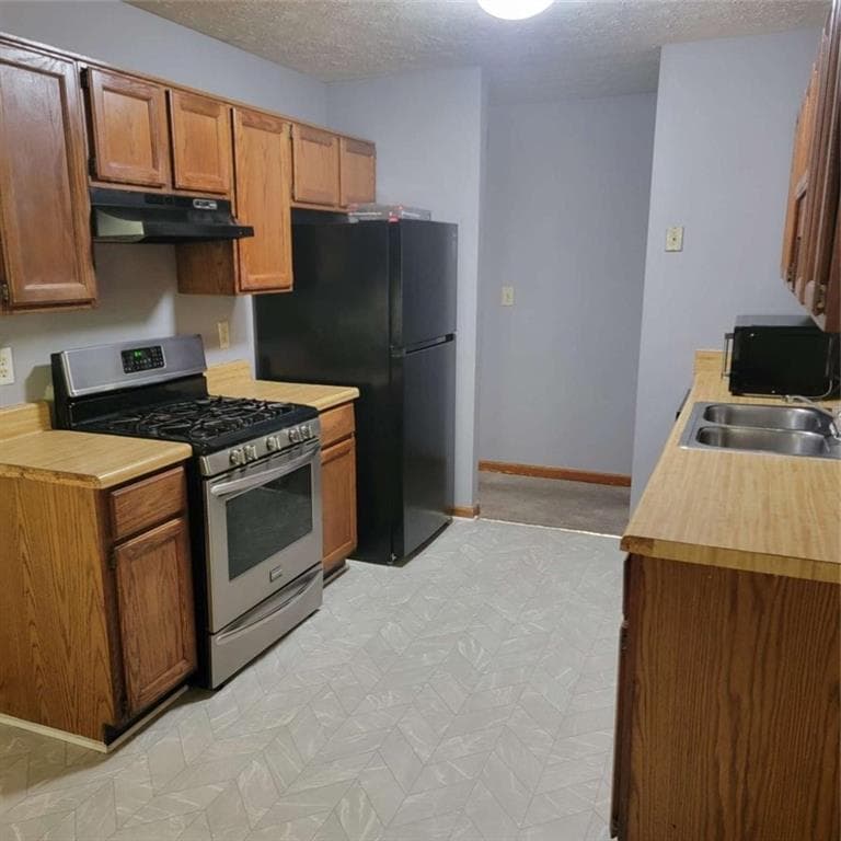 3 bedroom, 2 bathroom, 1,578 sq ft single family residence for rent at 1548 Brandon Square, Lawrenceville, GA 30044 for $1,995 a month — photo 4