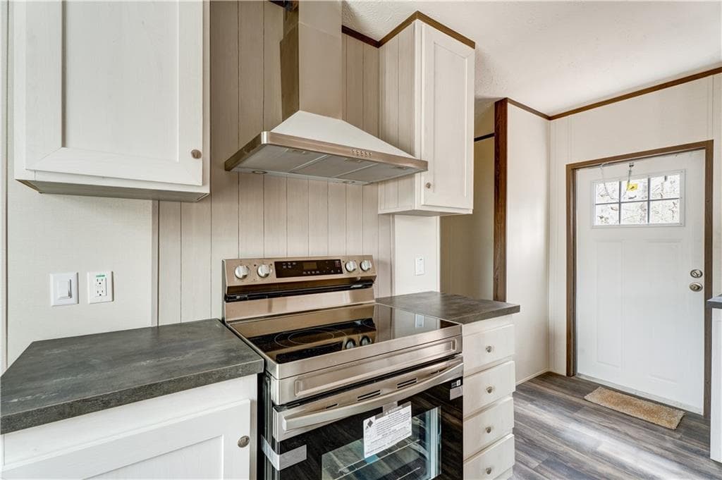 3 bedroom, 2 bathroom, 1,216 sq ft single family residence for sale at 30 Crooked Court, Ellijay, GA 30540 — photo 6