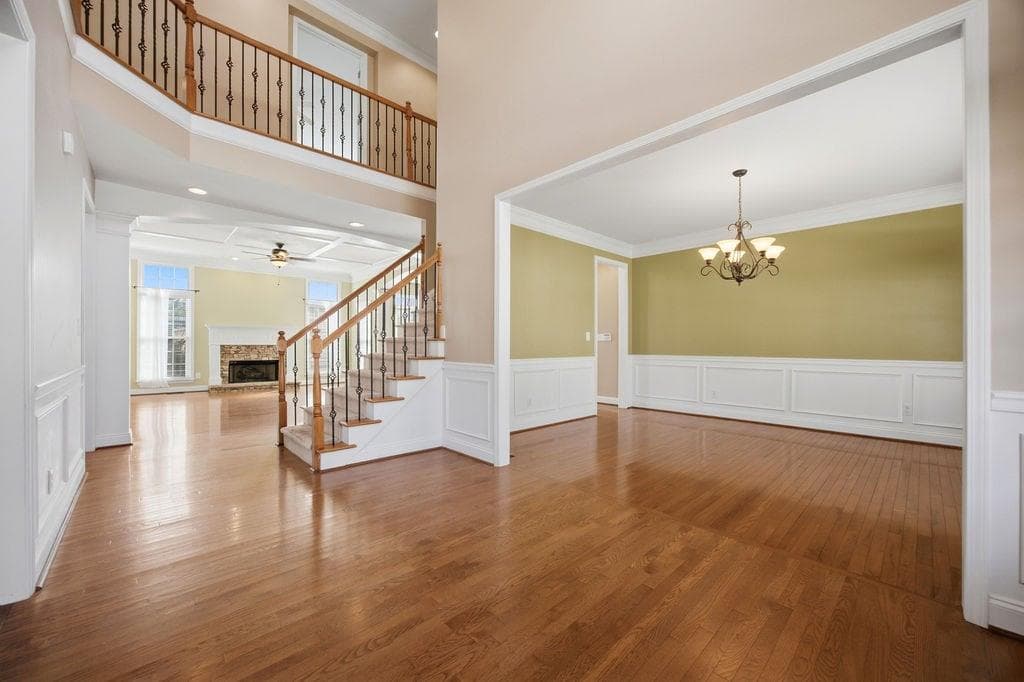 6 bedroom, 5 bathroom, 5,164 sq ft single family residence for sale at 2671 Lakefield Pass, Marietta, GA 30064 — photo 2