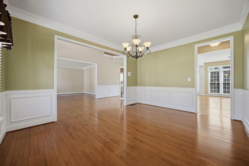 6 bedroom, 5 bathroom, 5,164 sq ft single family residence for sale at 2671 Lakefield Pass, Marietta, GA 30064 — photo 4