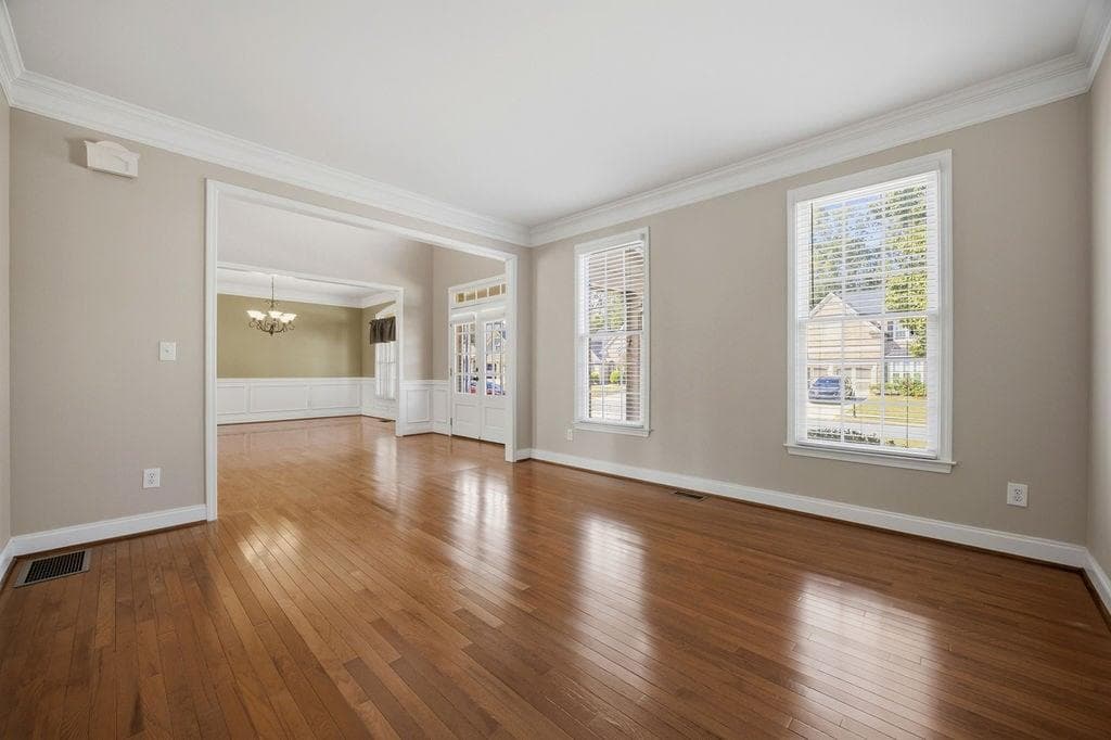 6 bedroom, 5 bathroom, 5,164 sq ft single family residence for sale at 2671 Lakefield Pass, Marietta, GA 30064 — photo 5