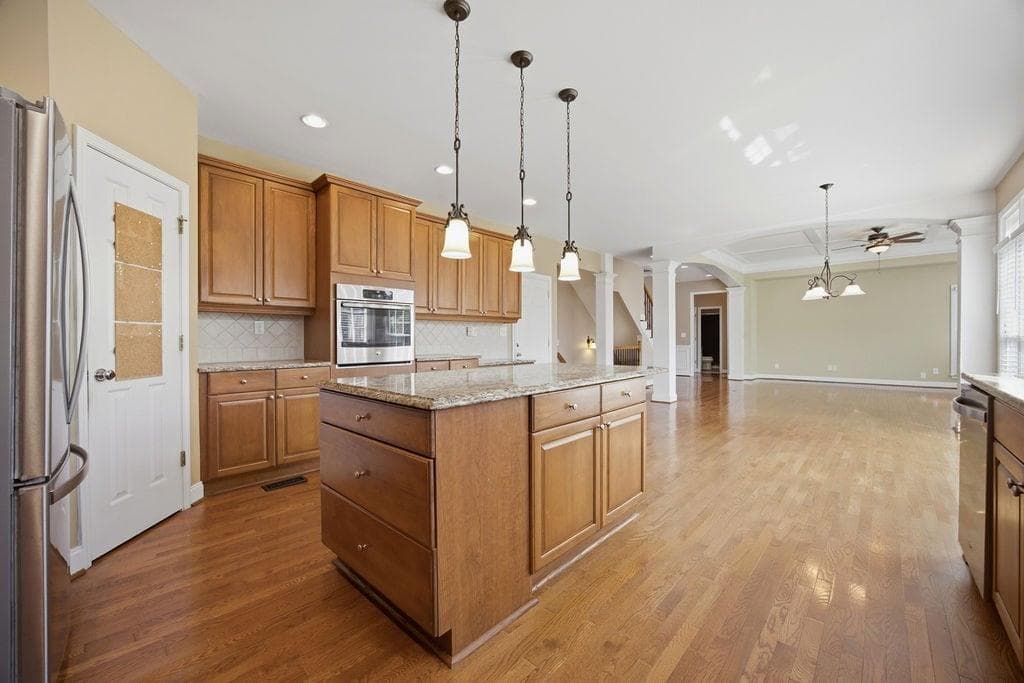 6 bedroom, 5 bathroom, 5,164 sq ft single family residence for sale at 2671 Lakefield Pass, Marietta, GA 30064 — photo 10