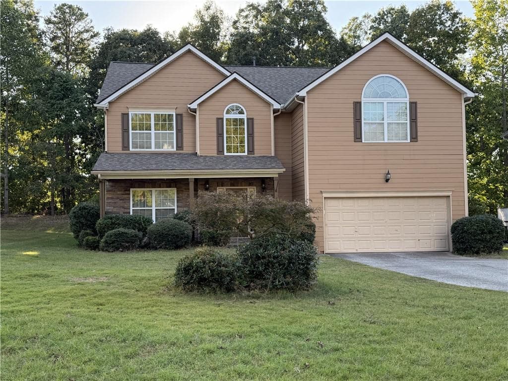 4 bedroom, 3 bathroom, 2,300 sq ft single family residence for rent at 945 Tree Top Drive, Suwanee, GA 30024 for $2,500 a month — photo 1 of 11