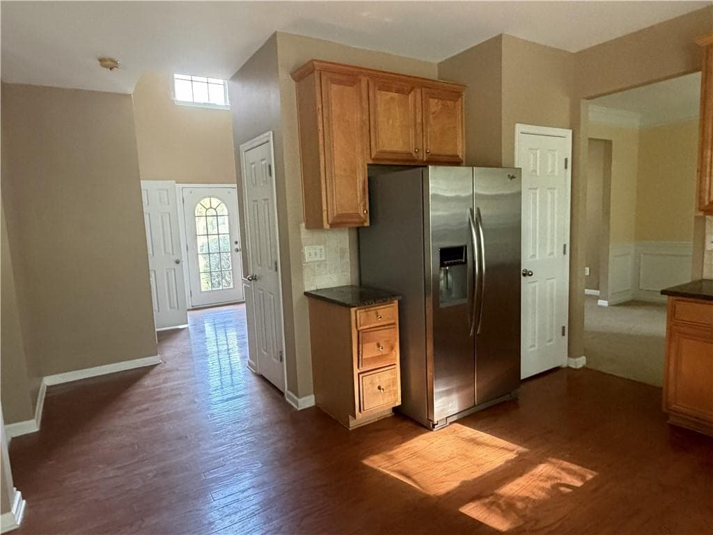 4 bedroom, 3 bathroom, 2,300 sq ft single family residence for rent at 945 Tree Top Drive, Suwanee, GA 30024 for $2,500 a month — photo 7