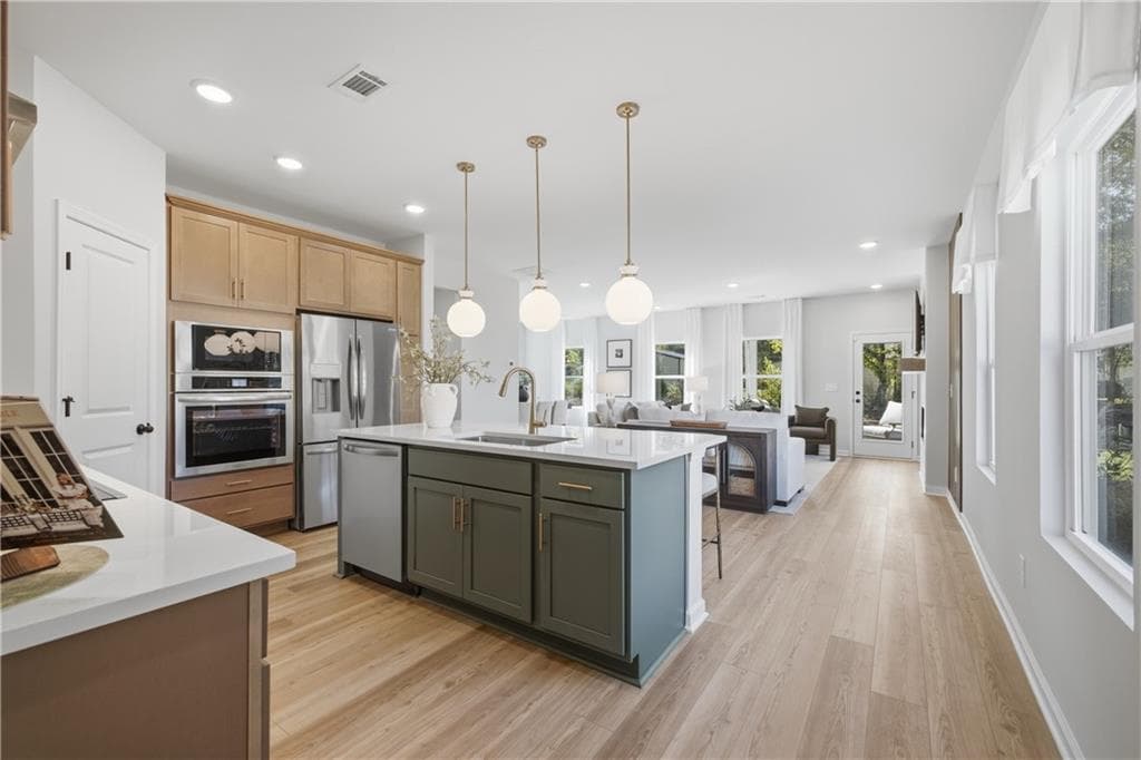 5 bedroom, 3 bathroom, 2,630 sq ft single family residence for sale at 125 Greene Farm Trail, Cartersville, GA 30120 — photo 5