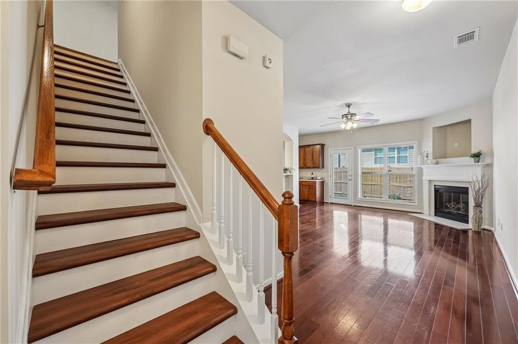 3 bedroom, 3 bathroom, 1,728 sq ft townhouse for sale at 2187 Oakland Grove Place, Lawrenceville, GA 30044 — photo 7