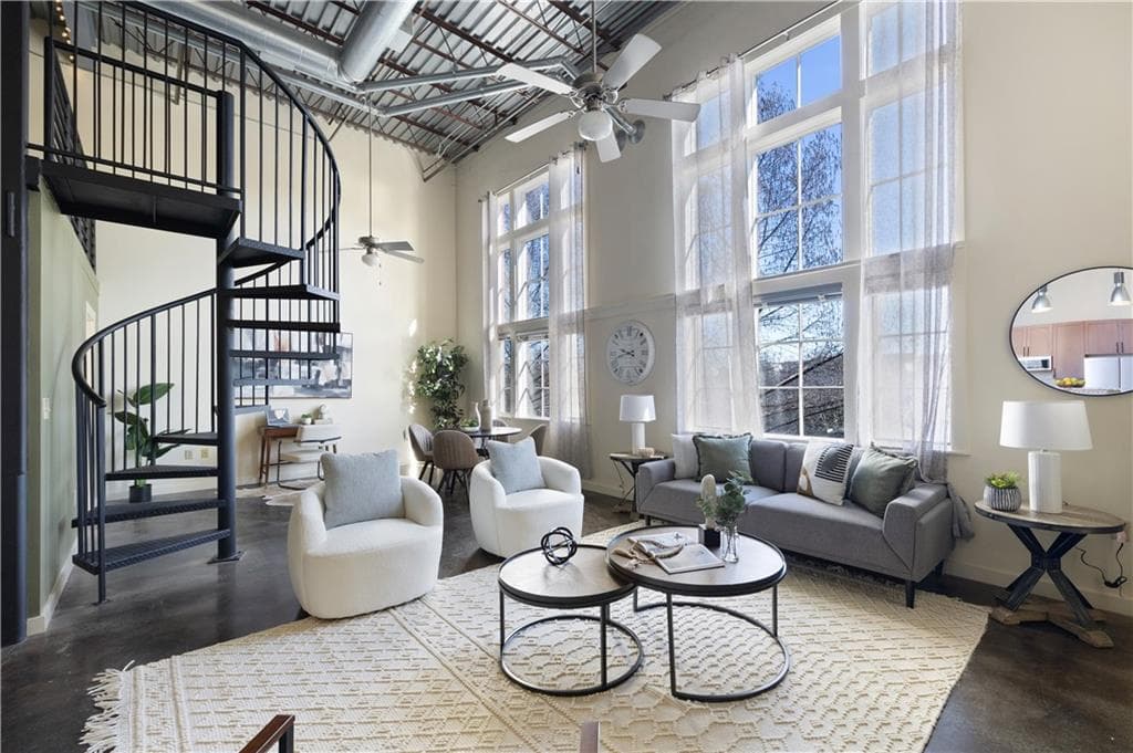 1 bedroom, 1 bathroom, 1,070 sq ft condominium for sale at 572 Edgewood Avenue 301, Atlanta, GA 30312 — photo 3