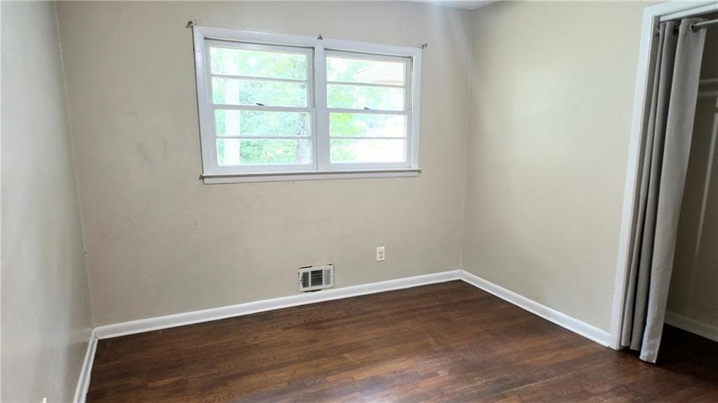 3 bedroom, 2 bathroom, 1,196 sq ft single family residence for sale at 3831 Braswell Circle, Austell, GA 30106 — photo 9