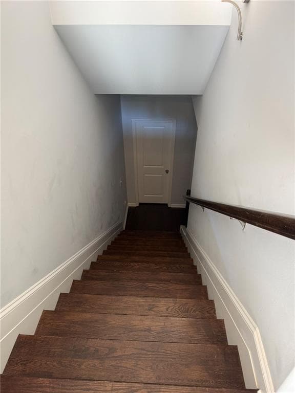 3 bedroom, 4 bathroom, 2,666 sq ft townhouse for sale at 1618 Longmoor Lane 1, Smyrna, GA 30080 — photo 10