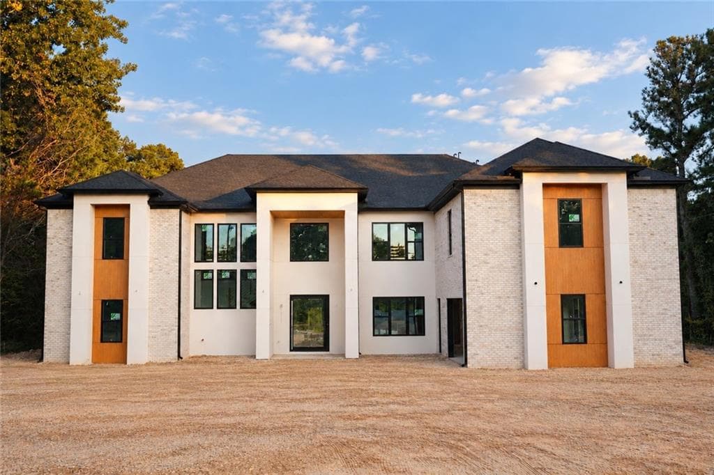 6 bedroom, 8 bathroom, 7,200 sq ft single family residence for sale at 3664 Fence Road, Auburn, GA 30011