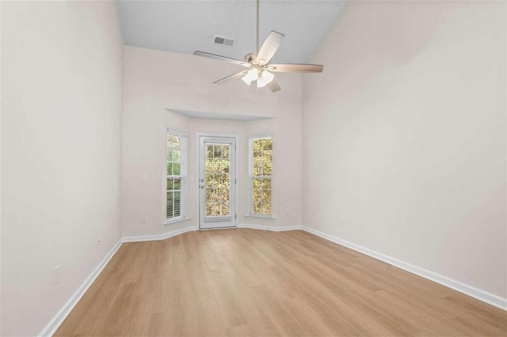 2 bedroom, 2 bathroom, 1,344 sq ft townhouse for sale at 184 Darby's Crossing Court, Hiram, GA 30141 — photo 6