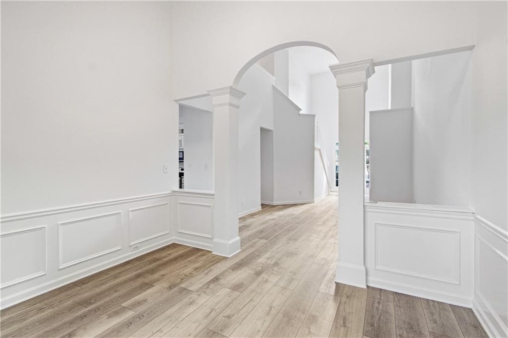 4 bedroom, 3 bathroom, 2,308 sq ft single family residence for sale at 500 Camber Woods Drive, Roswell, GA 30076 — photo 10
