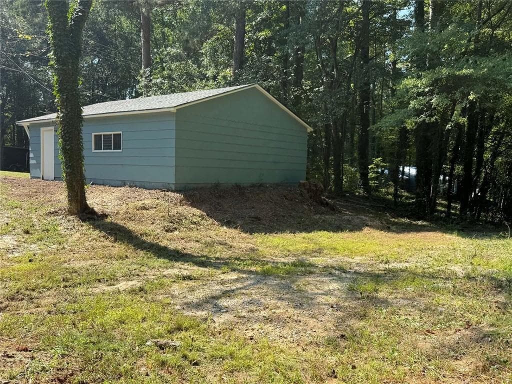 3 bedroom, 2 bathroom, 1,608 sq ft single family residence for sale at 200 Gordon Circle, Mableton, GA 30126 — photo 9