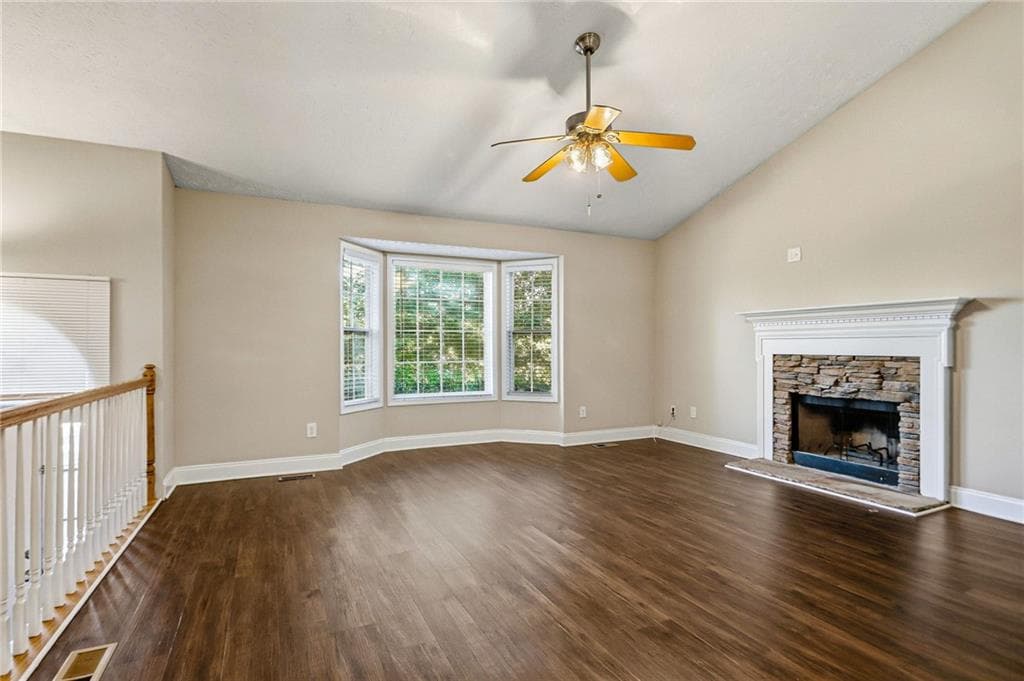 3 bedroom, 2 bathroom, 1,475 sq ft single family residence for sale at 22 Carriage Lane, Cartersville, GA 30120 — photo 8