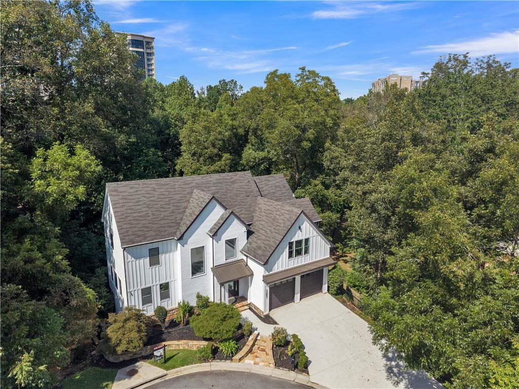 4 bedroom, 5 bathroom, 4,615 sq ft single family residence for sale at 1251 Brookhaven Hideway Court, Atlanta, GA 30319 — photo 2