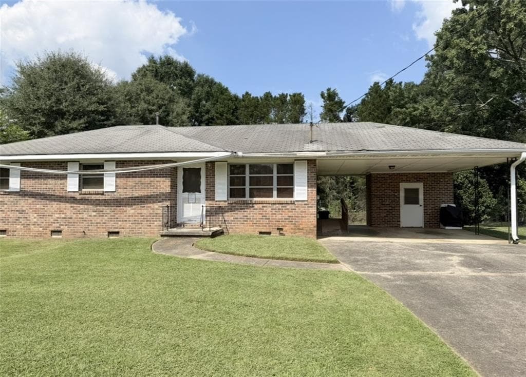 3 bedroom, 1,200 sq ft home for sale at 746 Birchwood Road, Marietta, GA