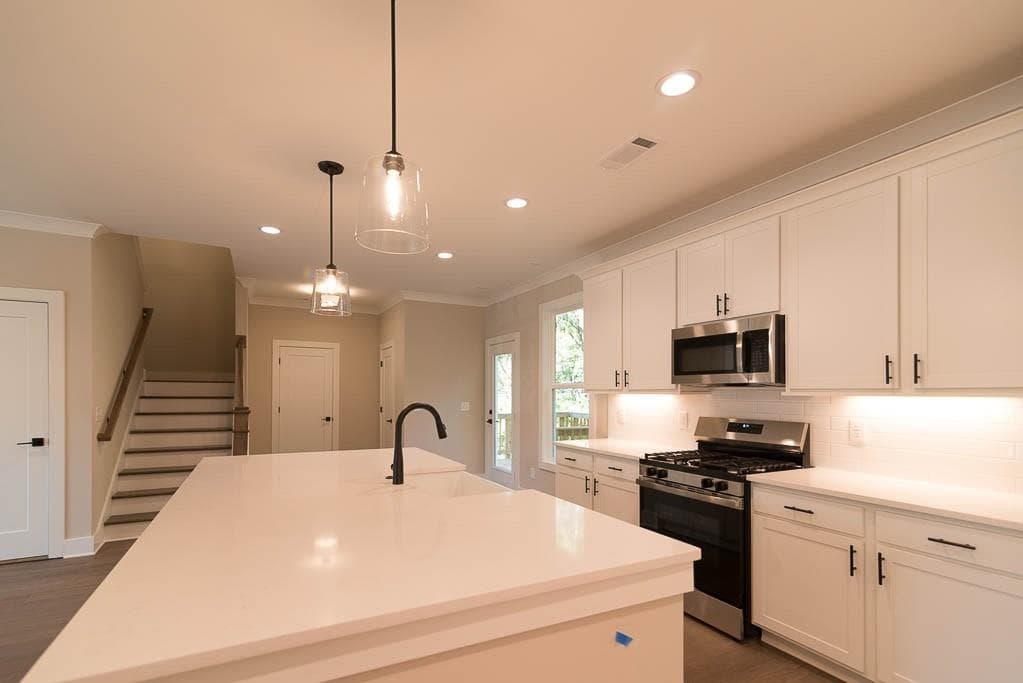 4 bedroom, 4 bathroom, 2,508 sq ft single family residence for sale at 2462 Adair Ridge Court, Decatur, GA 30034 — photo 6
