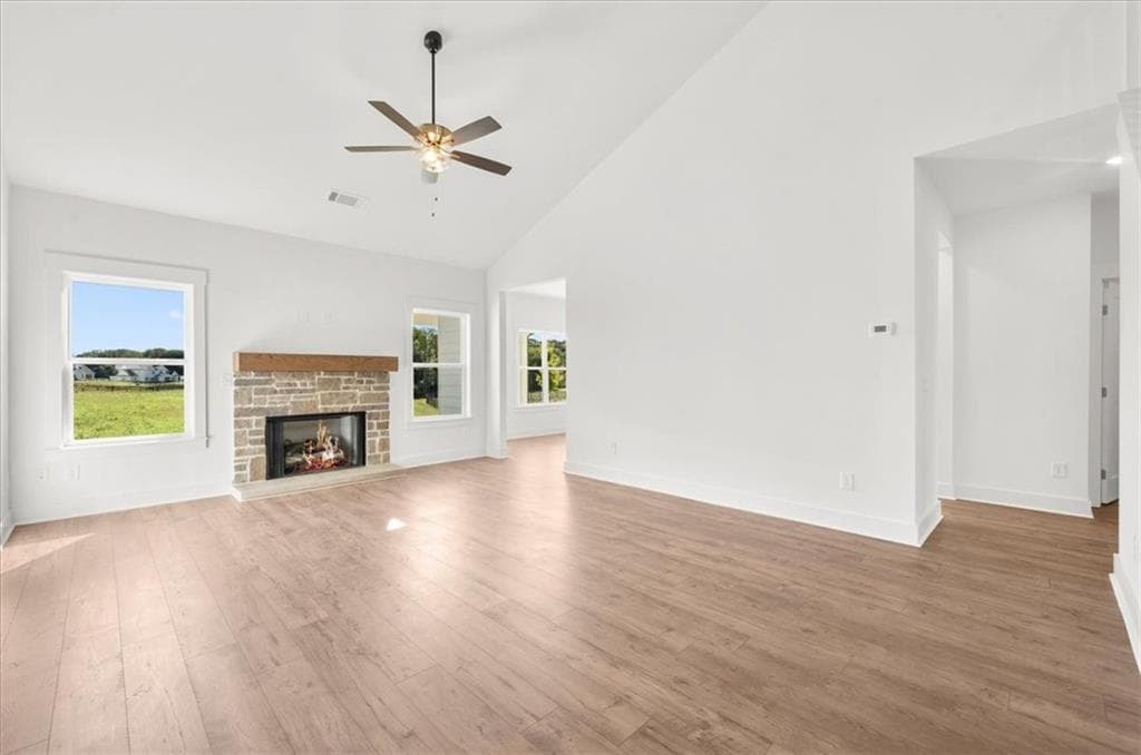 4 bedroom, 3 bathroom, 2,860 sq ft single family residence for sale at 5335 Noah Road, Cumming, GA 30041 — photo 10
