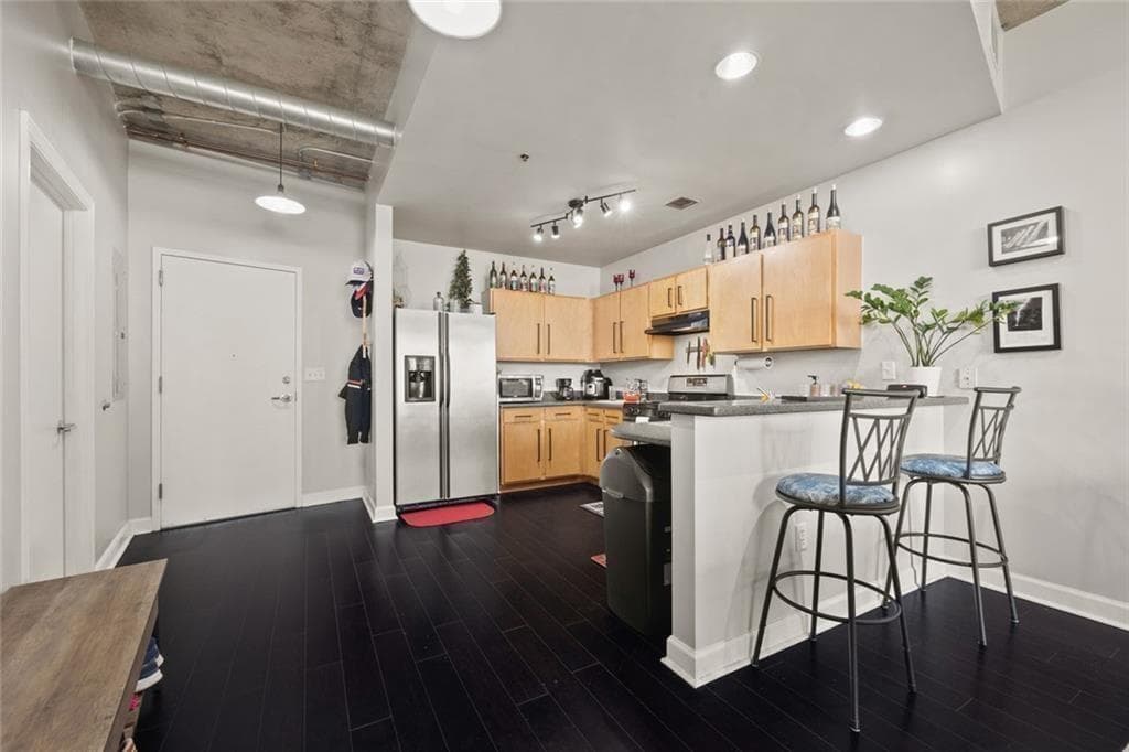 1 bedroom, 1 bathroom, 889 sq ft condominium for sale at 115 W Peachtree Place 509, Atlanta, GA 30313 — photo 4