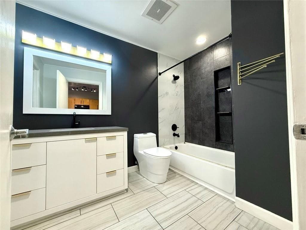 1 bedroom, 1 bathroom, 889 sq ft condominium for sale at 115 W Peachtree Place 509, Atlanta, GA 30313 — photo 6