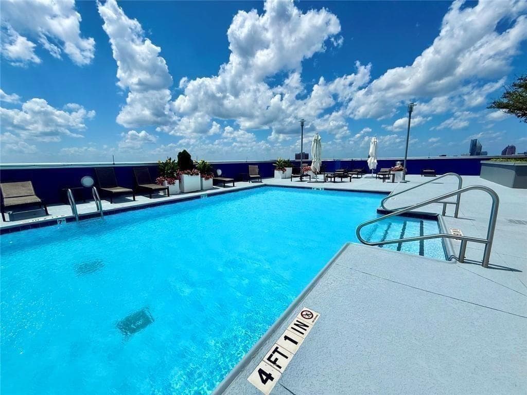 1 bedroom, 1 bathroom, 864 sq ft condominium for sale at 285 Centennial Olympic Park Drive 903, Atlanta, GA 30313
