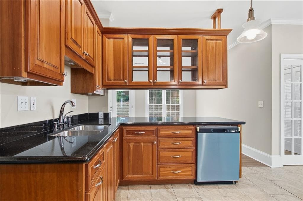 3 bedroom, 3 bathroom, 2,622 sq ft single family residence for sale at 1983 Wellesley Trace, Dunwoody, GA 30338 — photo 8