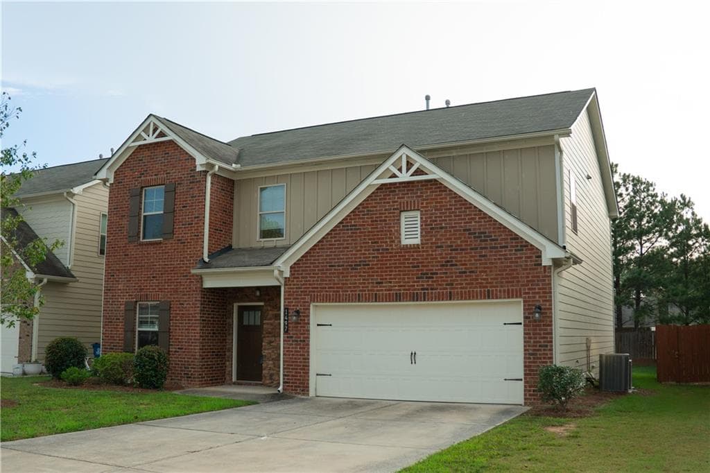 4 bedroom, 4 bathroom, 2,554 sq ft single family residence for sale at 1497 Weatherbrook Circle, Lawrenceville, GA 30043 — photo 2