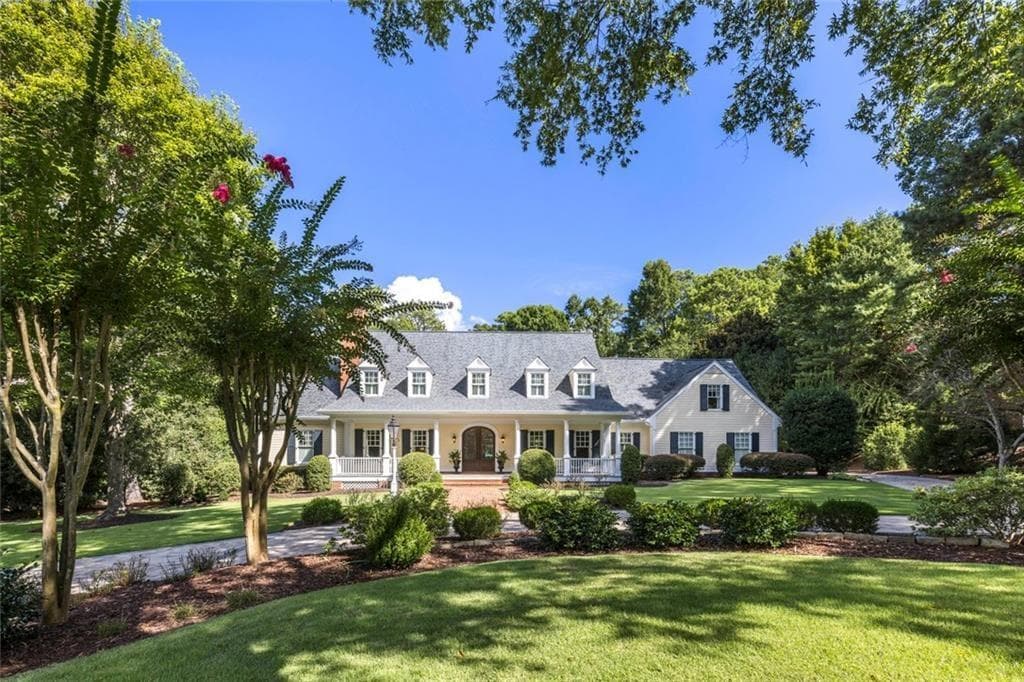6 bedroom, 6 bathroom, 8,744 sq ft single family residence for sale at 575 Old Cobblestone, Atlanta, GA 30350 — photo 2