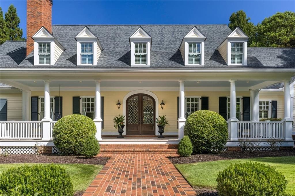 6 bedroom, 6 bathroom, 8,744 sq ft single family residence for sale at 575 Old Cobblestone, Atlanta, GA 30350 — photo 5
