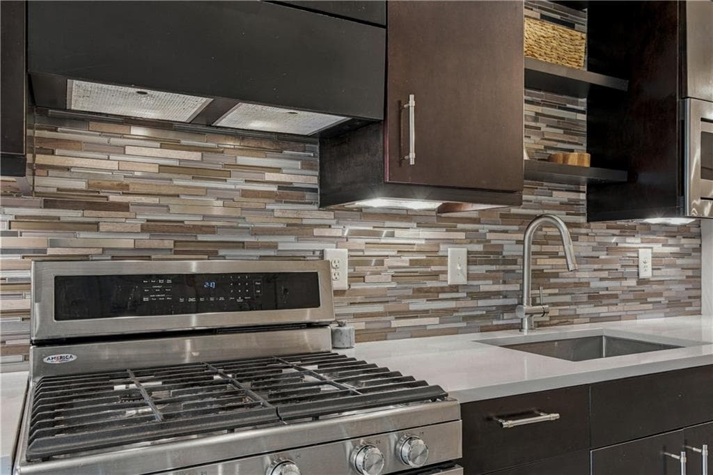 2 bedroom, 4 bathroom, 1,746 sq ft townhouse for sale at 1672 Dekalb Avenue 5, Atlanta, GA 30307 — photo 7