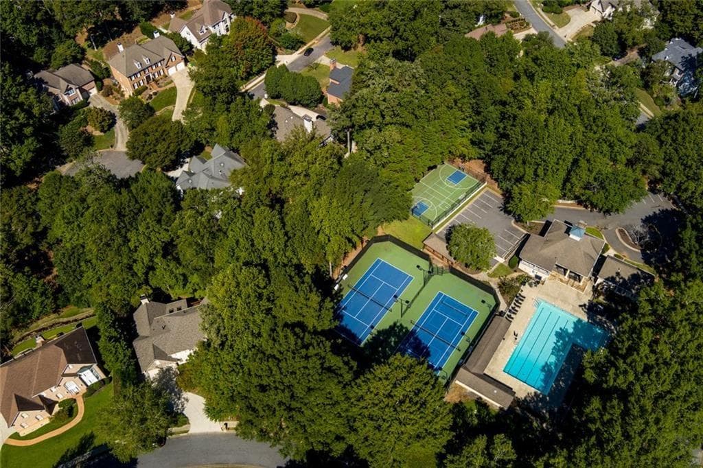 6 bedroom, 5 bathroom, 5,538 sq ft single family residence for sale at 1298 Waterford Green Trail, Marietta, GA 30068 — photo 5