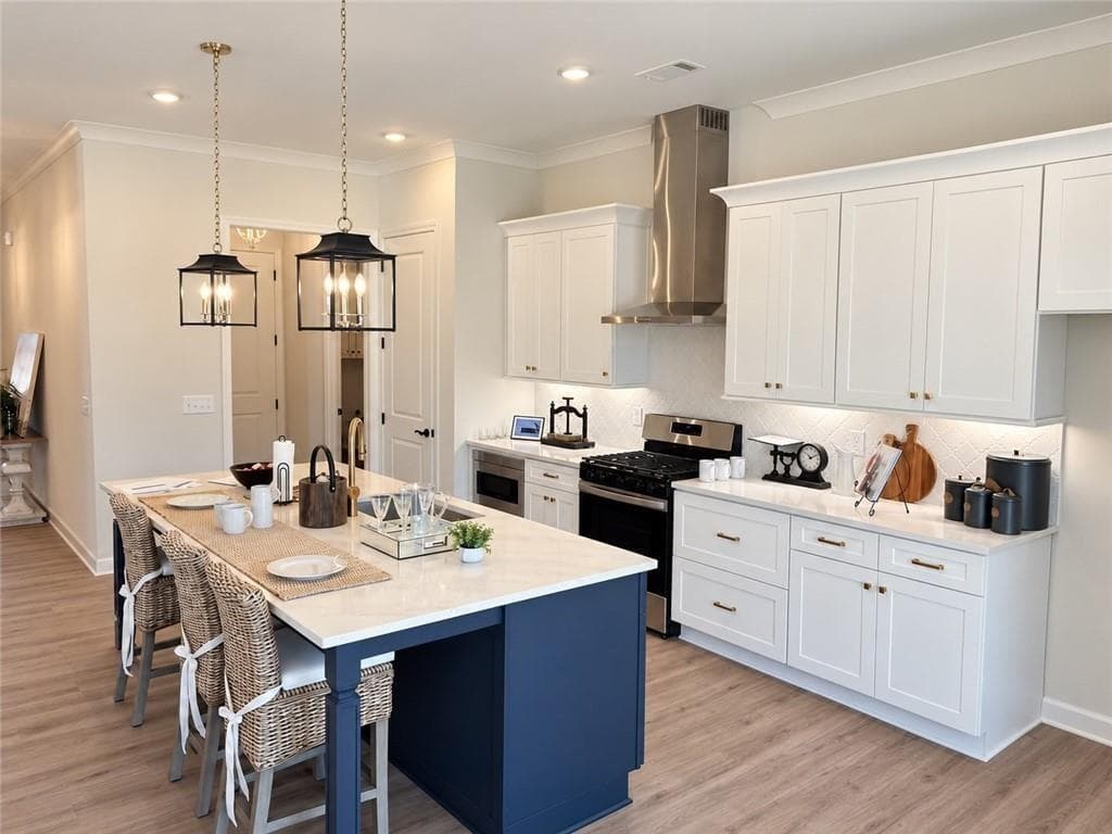 2 bedroom, 2 bathroom, 1,801 sq ft single family residence for sale at 2000 Homestead Court, Woodstock, GA 30189 — photo 2