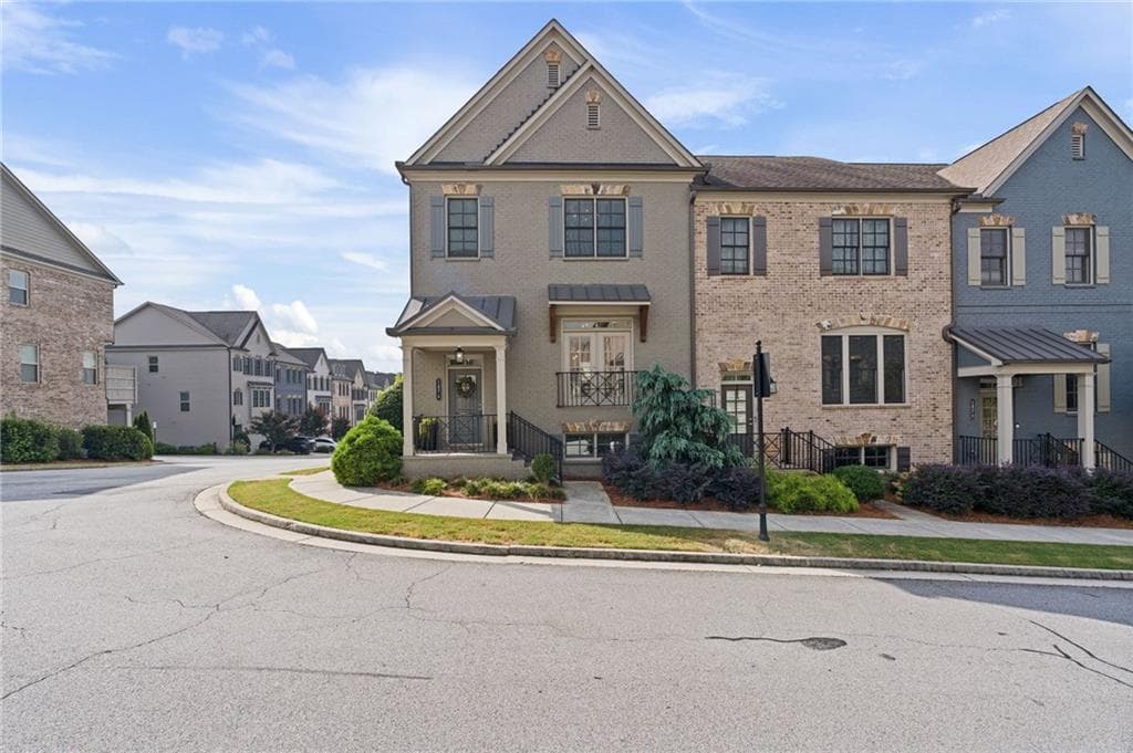 3 bedroom, 4 bathroom, 2,824 sq ft townhouse for sale at 1874 Skyfall Circle, Atlanta, GA 30319