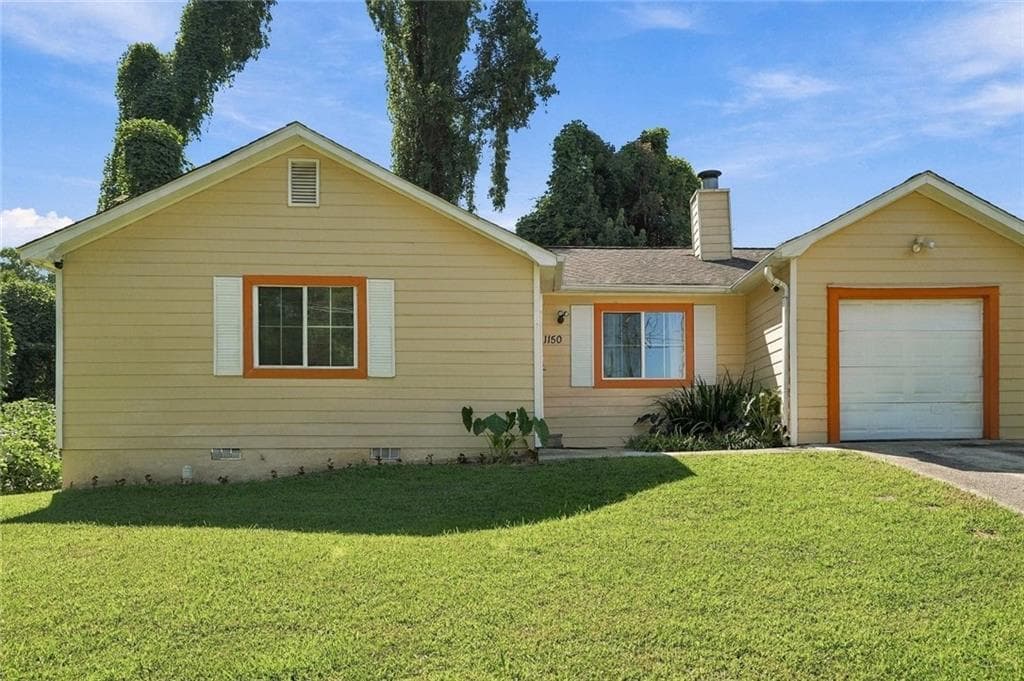 5 bedroom, 4 bathroom, 1,136 sq ft single family residence for sale at 1150 Crystal Lake Road, Atlanta, GA 30349