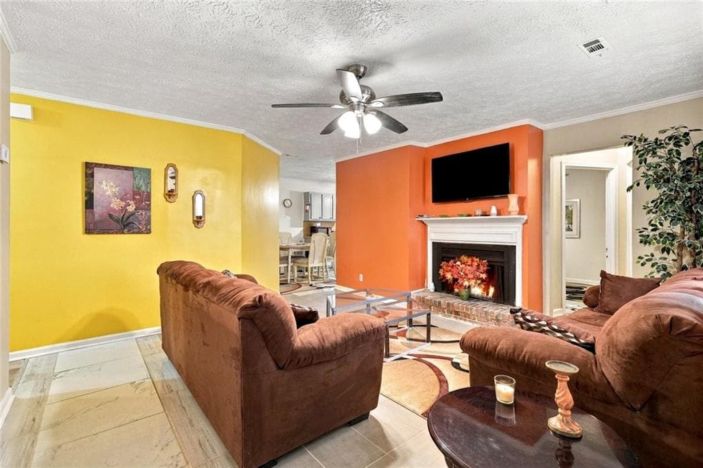 5 bedroom, 4 bathroom, 1,136 sq ft single family residence for sale at 1150 Crystal Lake Road, Atlanta, GA 30349 — photo 4