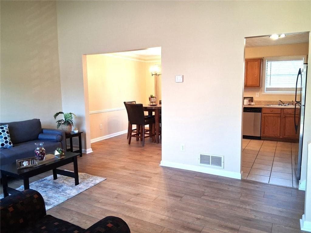 3 bedroom, 2 bathroom, 1,662 sq ft single family residence for sale at 6543 Alford Way, Lithonia, GA 30058 — photo 9