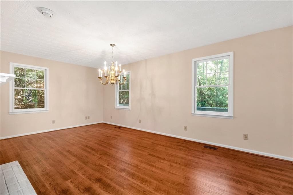 3 bedroom, 4 bathroom, 3,666 sq ft single family residence for sale at 325 Muir Drive, Sautee Nacoochee, GA 30571 — photo 6