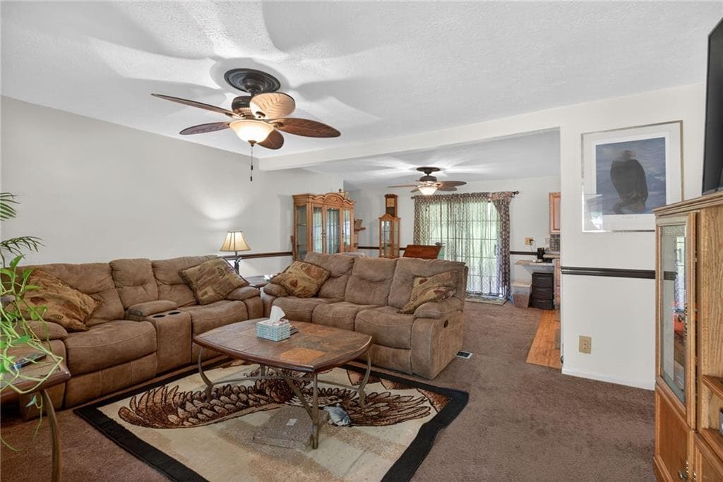 3 bedroom, 2 bathroom, 1,312 sq ft single family residence for sale at 3092 Hicks Road, Marietta, GA 30060 — photo 3