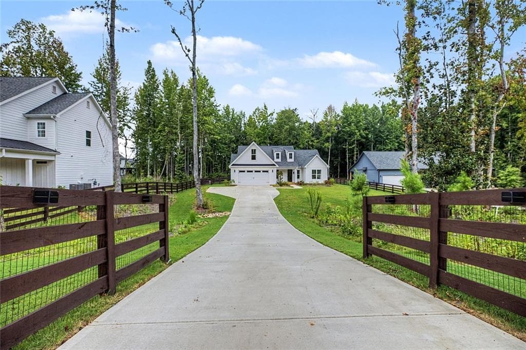 4 bedroom, 4 bathroom, 2,492 sq ft single family residence for rent at 276 Park Avenue, Woodstock, GA 30188 for $4,995 a month — photo 3