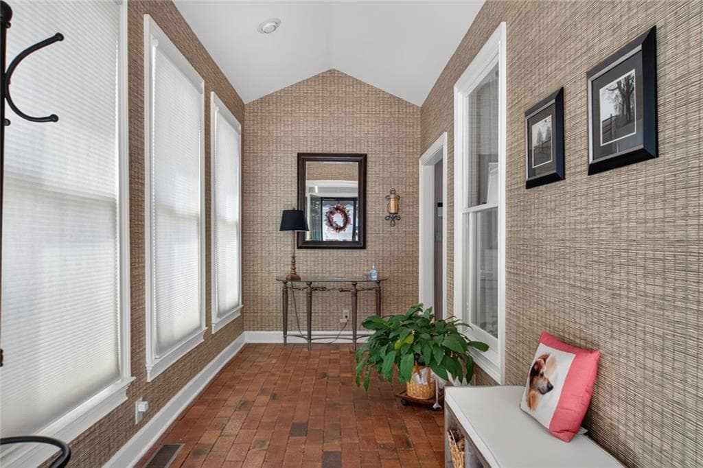 3 bedroom, 4 bathroom, 4,229 sq ft townhouse for sale at 6140 Forest Hills Drive, Peachtree Corners, GA 30092 — photo 6