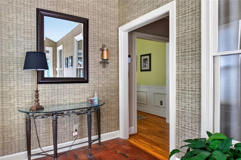 3 bedroom, 4 bathroom, 4,229 sq ft townhouse for sale at 6140 Forest Hills Drive, Peachtree Corners, GA 30092 — photo 7