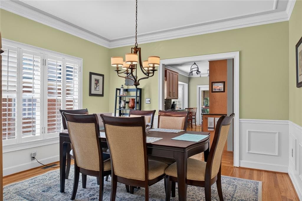3 bedroom, 4 bathroom, 4,229 sq ft townhouse for sale at 6140 Forest Hills Drive, Peachtree Corners, GA 30092 — photo 8